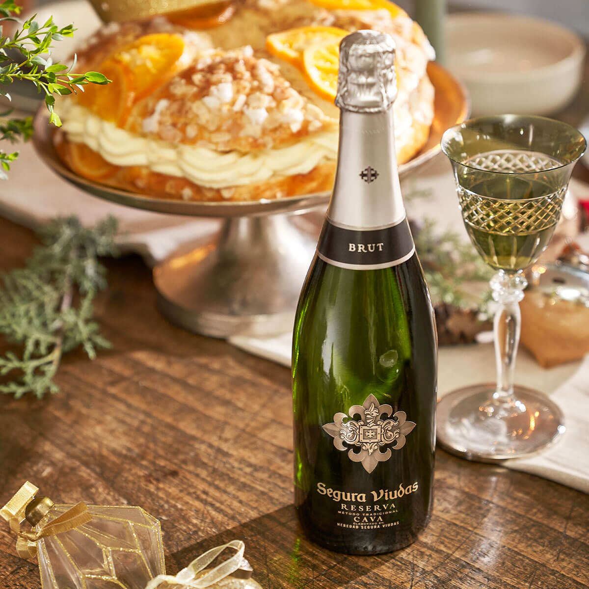 choose wine or cava for Christmas meals